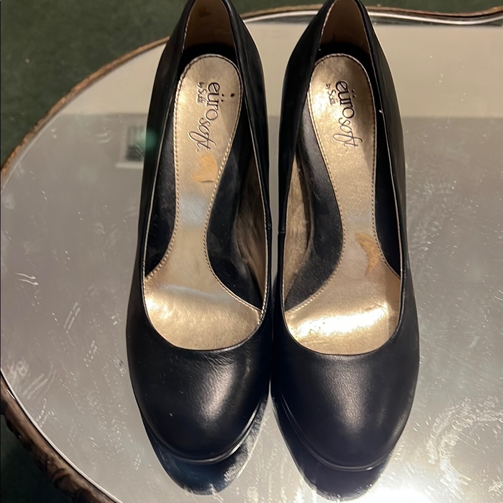 EuroSoft by sofft Women's Black Pumps